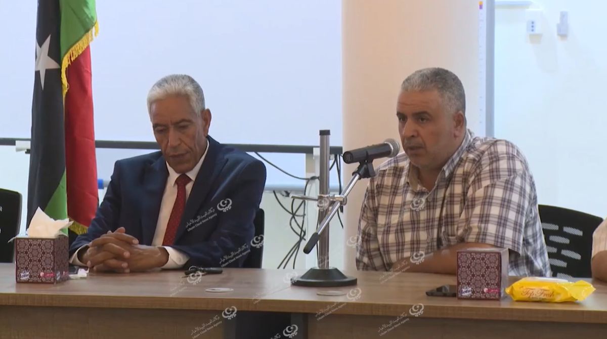 عدد من الطلبة ذوي الاحتياجات الخاصة يستلمون سماعات ضمن حملة (من حقي أن أسمع وأتعلم وأن أتكلم)