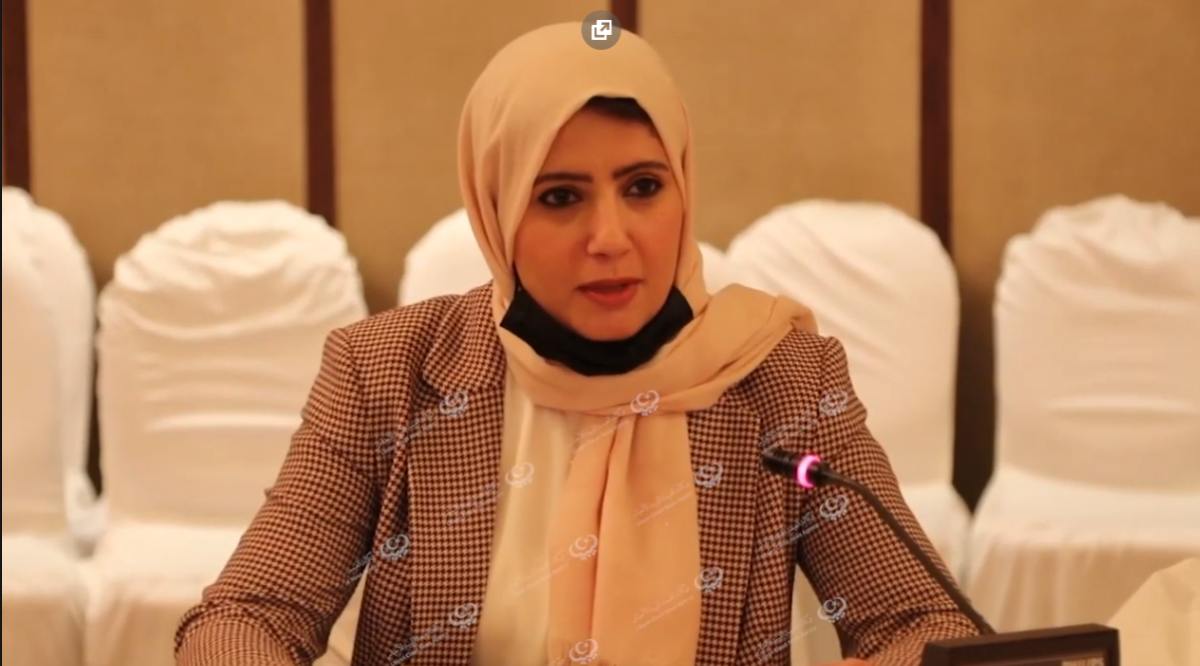 جلسة حوارية بين القطاعين العام والخاص نحو شراكة مستدامة