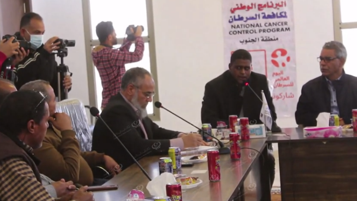 فريق مكافحة سرطان الثدي بالجنوب يجتمع مع أعضاء مجلس بلدية أوجلة