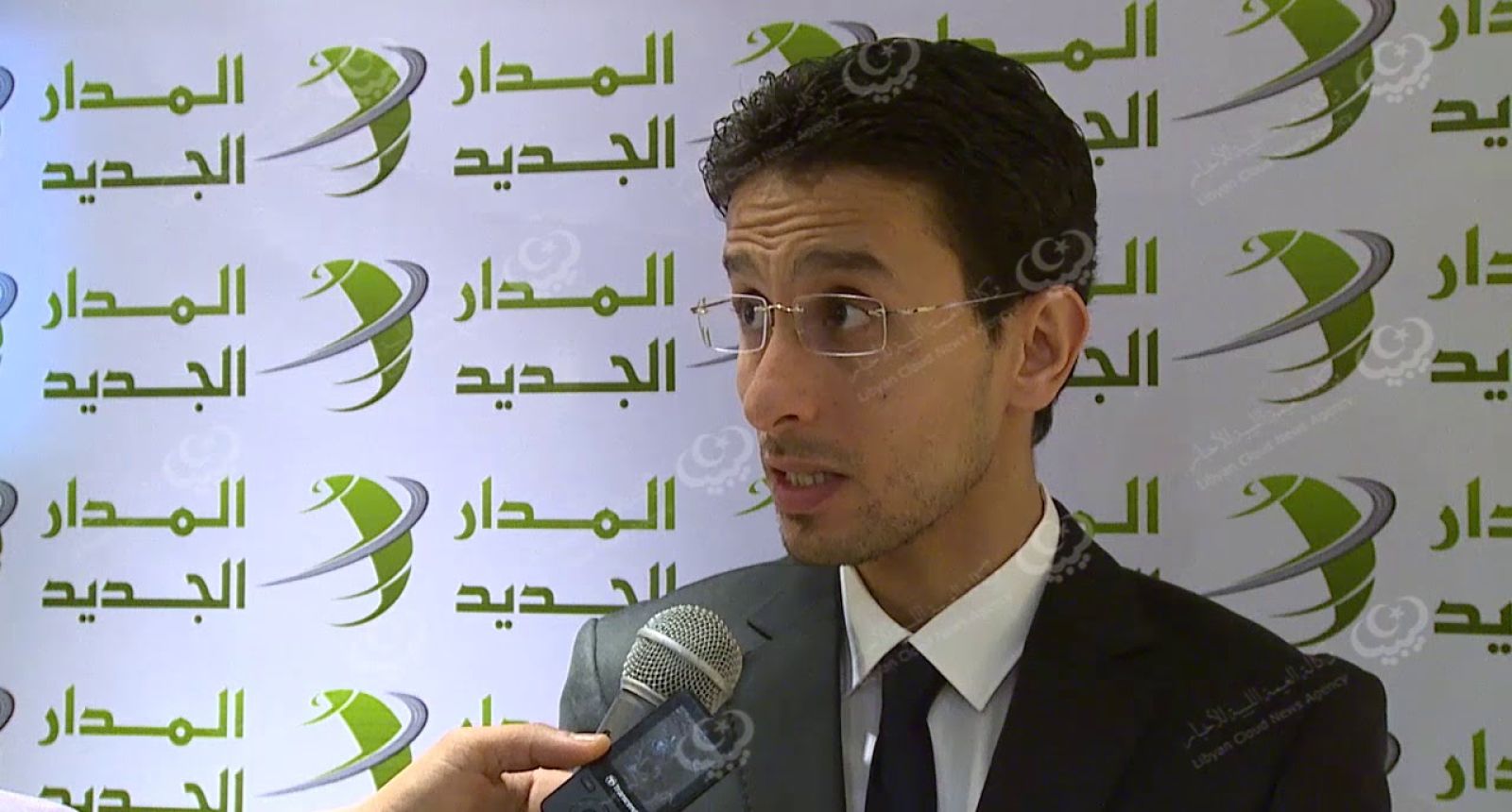 الحلول والخدمات التقنية المالية ومدى الاستفادة منها في ليبيا