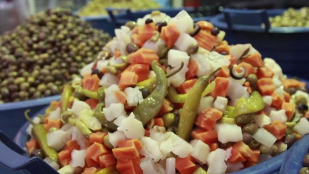 مركز مصراتة الطبي يعلن عن أعمال صيانة وتركيب ومعايرة بالأقسام الطبية