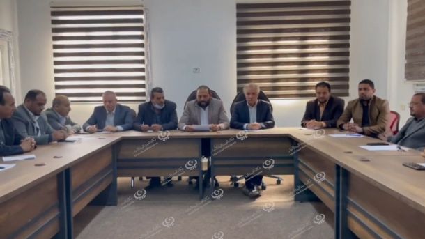 وقفة احتجاجية للعاملين بمستشفى الحنية القروي ببلدية الجبل الأخضر