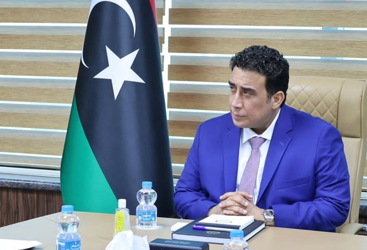 القائد الأعلى للجيش الليبي يمنح وزيرا الدفاع والداخلية مهلة (72) ساعة لتقديم تقريرهما عن اشتباكات العاصمة مؤخراً