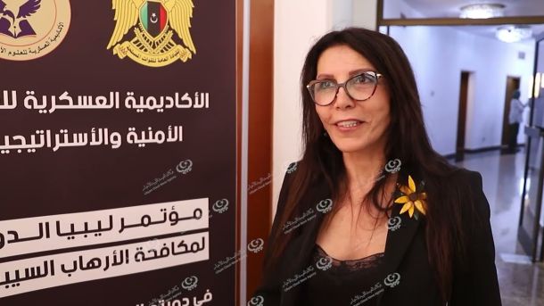 رئيس مصلحة الموانئ والنقل البحري ينفي ضم ميناء الخُمس التجاري للقوات البحرية