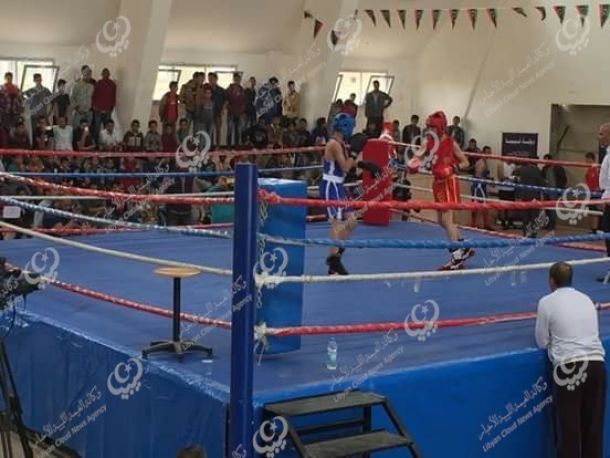 اعتصام العاملين بالشركة العامة للمياه والصرف الصحي مكتب خدمات طبرق