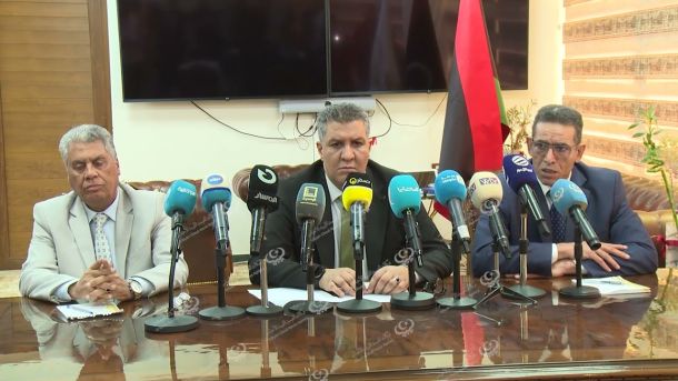 ندوة علمية حول أزمة السيولة تنظمها جامعة عمر المختار بالبيضاء