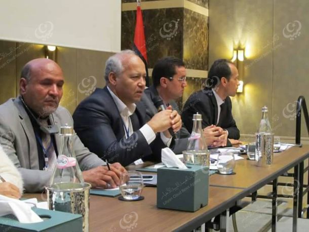 مركز المناهج التعليمية ينفي الغاء مادة النحو من المنهج الدراسي