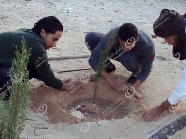 اجتماع بطرابلس لبحث توصيل المشتقات النفطية إلى مدن الجنوب