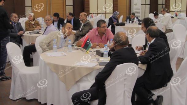 دورة حول إستخدام المهارات الحياتية لدى الشباب