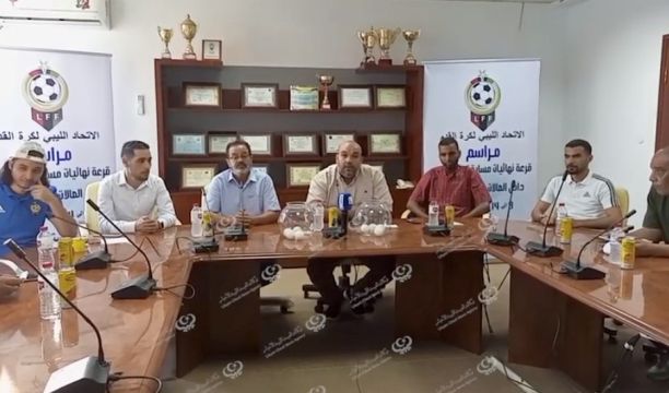 صاحب فرن الخبز الصحي : يتم تفريغ و تخزين الحبوب في خزانات غير مخصصة لها وغير صحية