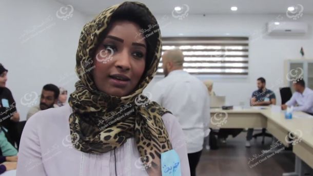 محتجون يغلقون أبواب مصرف الجمهورية بمزدة