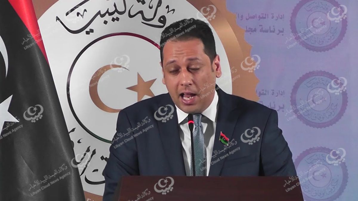 الناطق باسم رئيس المجلس الرئاسي يعقد أول مؤتمر صحفي له 