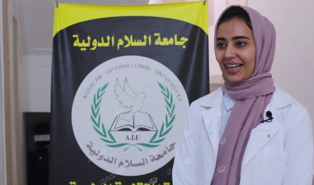 موظفوا جامعة طرابلس يؤكدون على استمرارهم في الإضراب حتى تحقق مطالبهم