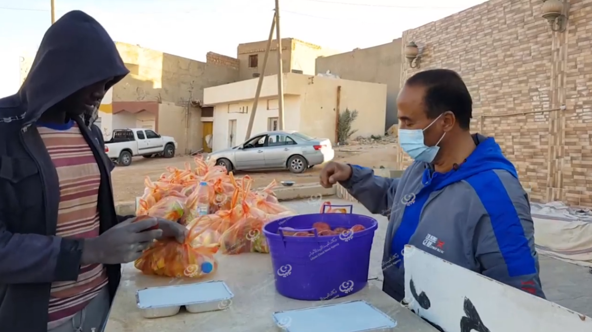 مائدة الرحمن للعمالة الوافدة في جبل نفوسة