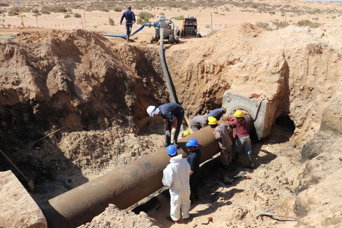 فريق الصيانة بشركة سرت ينجح في صيانة تسرب للغاز غرب مرسى البريقة