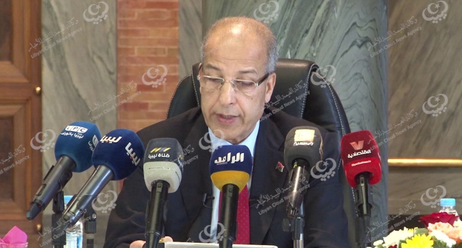 المؤتمر الصحفي لمحافظ مصرف ليبيا المركزي