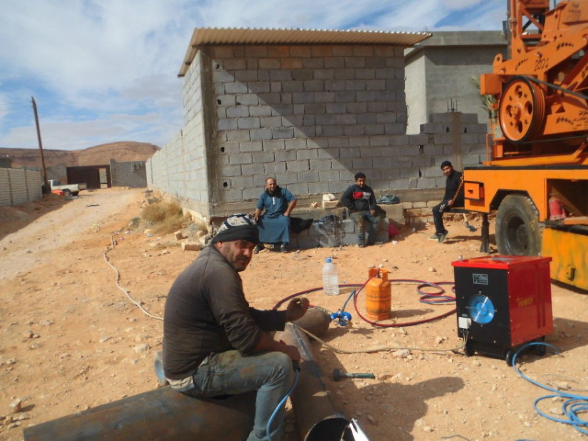 مواطن يتبرع بحفر بئر في مسجد بمحلة نسمة الجديدة