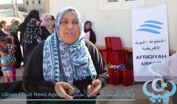 مساعدة مالية لعدد من سكان مخيم أبوشعالة