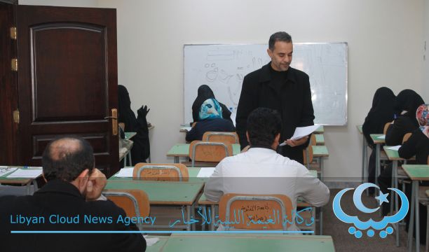 دفعة جديدة من خريجي كلية الاقتصاد جامعة اجدابيا.