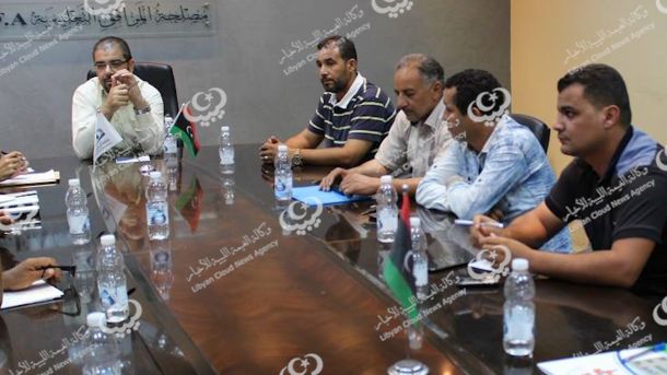 بلدي سبها يجتمع بالقائمين على قطاع الصحة بالمدينة