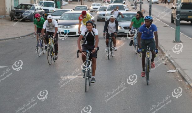 حملة الشهر الوردي تواصل عملها بالمجمع الصحي عرادة