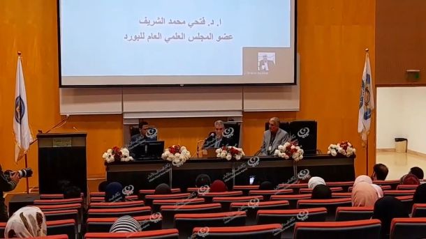 ضبط وإتلاف (18544) زجاجة خمور بميناء الخمس البحري