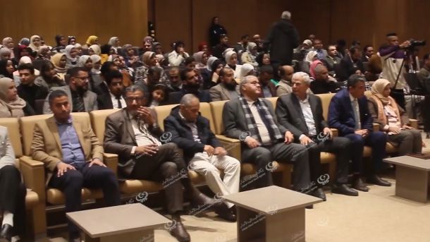 وقفة احتجاجية للعاملين بمستشفى الحنية القروي ببلدية الجبل الأخضر