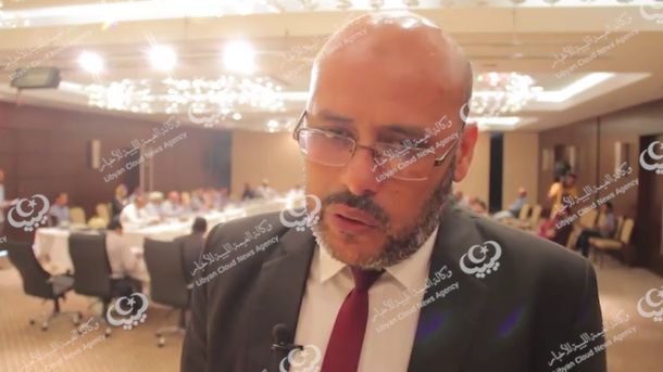 رئيس هيئة الرقابة الإدارية يجتمع بوزير الخارجية.