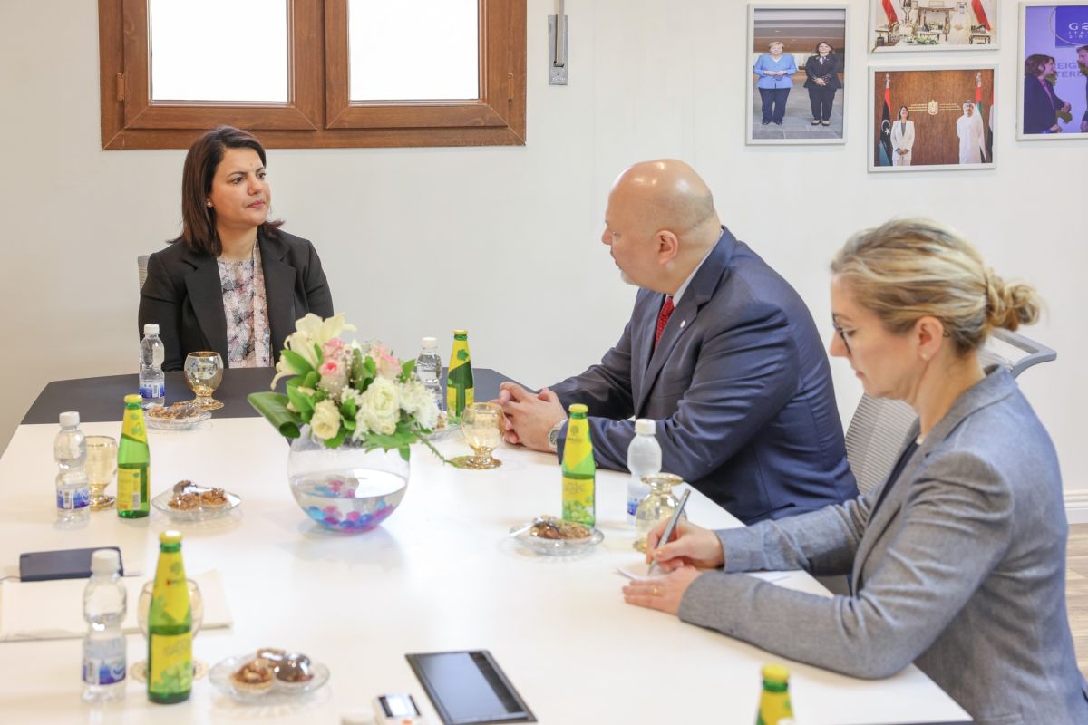 وزير الخارجية تستقبل المدعي العام للمحكمة الجنائية الدولية 1 وزير الخارجية تستقبل المدعي العام للمحكمة الجنائية الدولية
