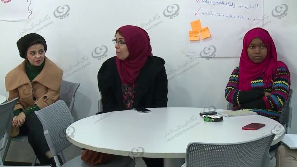 مركز (بذرة خير) يقيم معرض للأشغال اليدوية