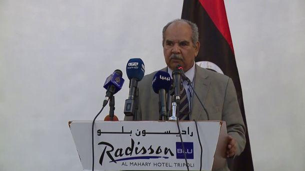 الهلال الأحمر يقدم المساعدة لمركز إيواء المهاجرين بصبراتة