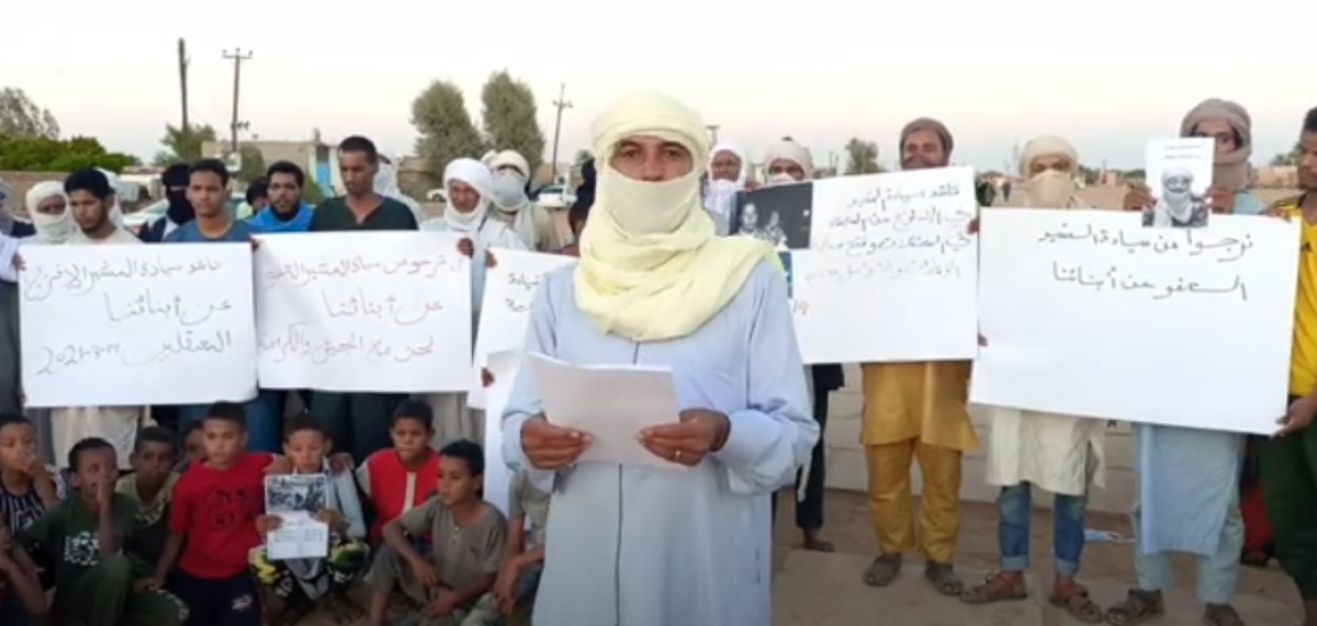 طوارق أوباري يطالبون بالإفراج عن السجناء المحتجزين دون محاكمة