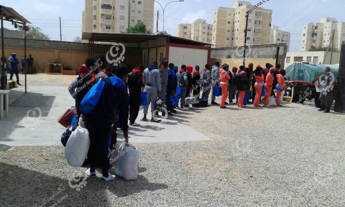 ترحيل (31) مهاجرا غير قانوني إلى بلادهم طواعية 1 ترحيل (31) مهاجرا غير قانوني إلى بلادهم طواعية