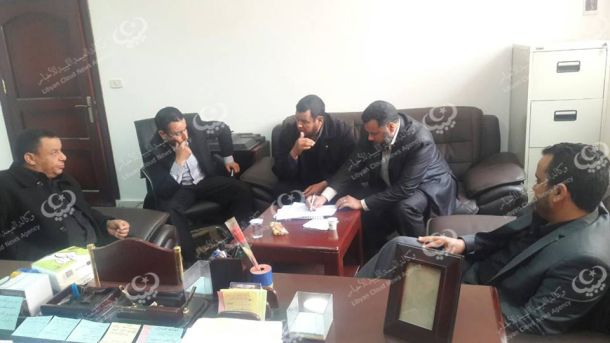 تكريم معلم قضى 45 عاما في المهنة