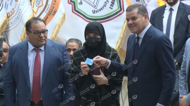 زيارة رئيس الوزراء بالحكومة الليبية إلى مدينة البيضاء
