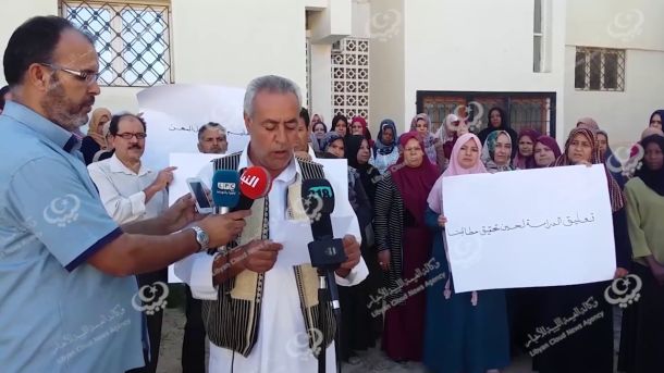 نقل 1844 مهاجر إلى مركز إيواء الحمراء