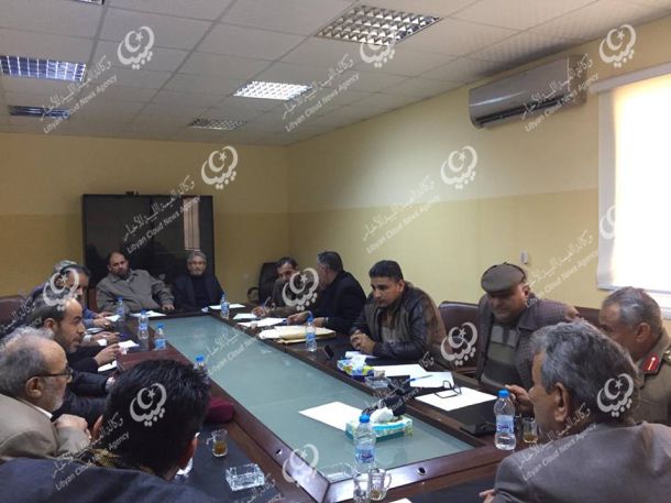 المعلمين يحتجون على عدم تنفيذ الوعود بزيادة المرتبات