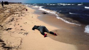 أزمة جثت المهاجرين تنذر بكارثة بيئة وصحية على الشواطئ الغربية